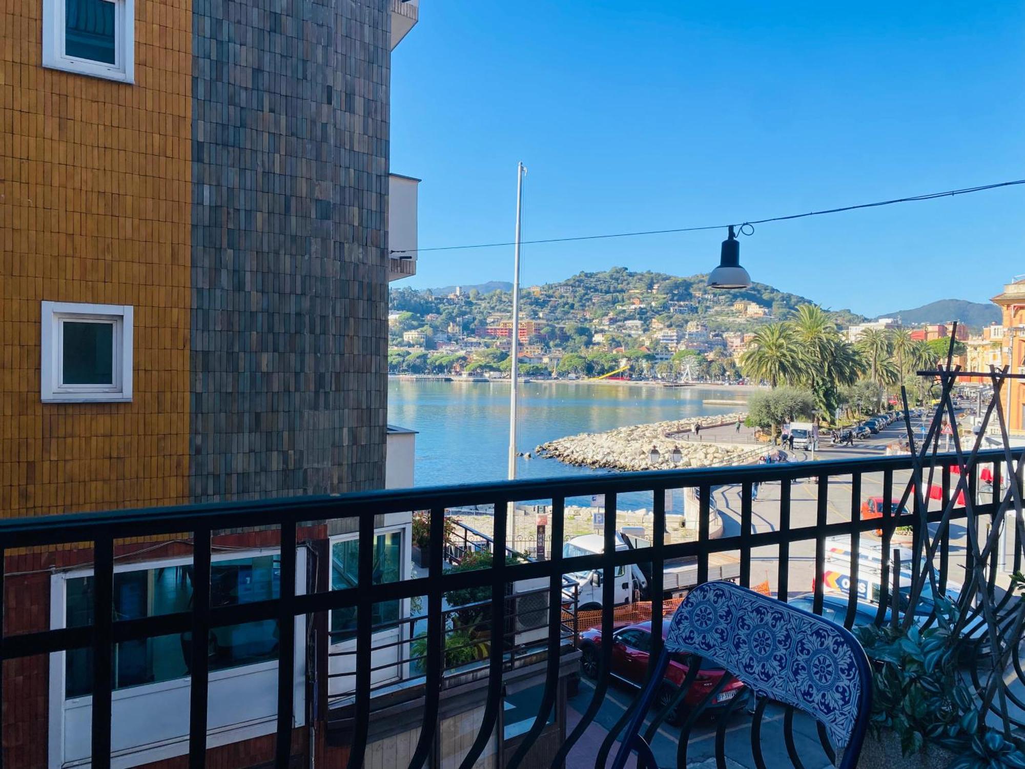 Alla Casa Rosa Al Mare- Centrale A Di Fronte Al Mare- Emozionante- Garage Privato Gratuito A 800 Mt- Aria Condizionata-Wifi Ραπάλο Εξωτερικό φωτογραφία