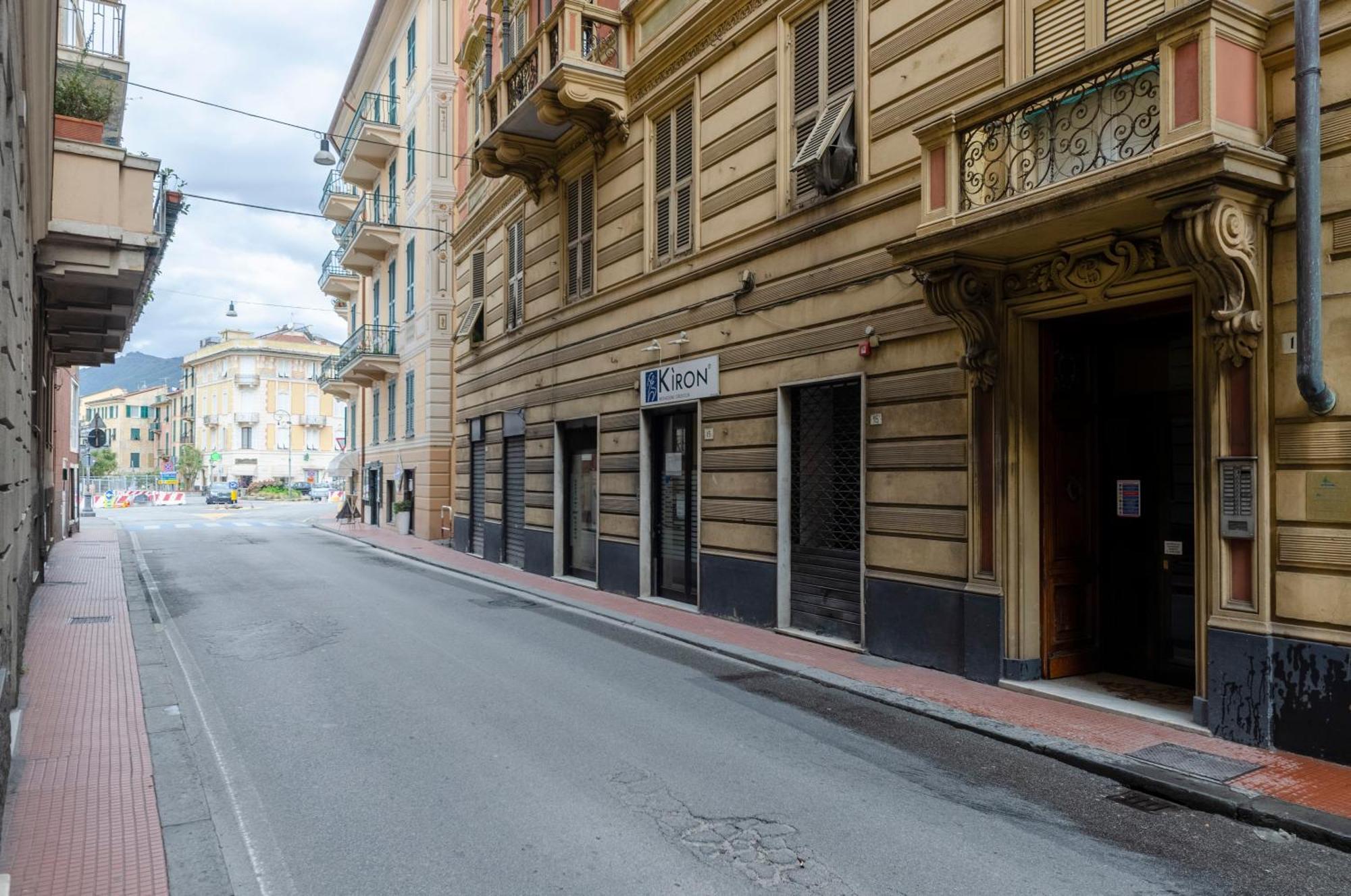 Alla Casa Rosa Al Mare- Centrale A Di Fronte Al Mare- Emozionante- Garage Privato Gratuito A 800 Mt- Aria Condizionata-Wifi Ραπάλο Εξωτερικό φωτογραφία